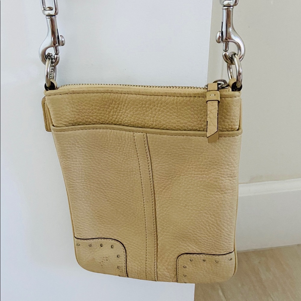 Vintage Coach Crossbody bag with adjustable strap